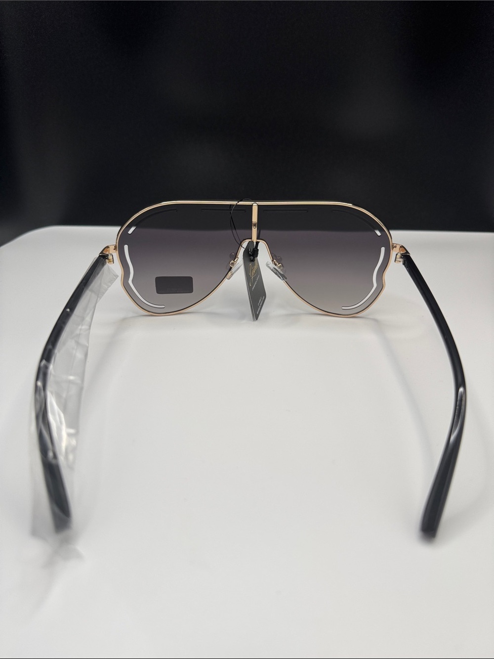 Gold Metal Aviator Sunglasses with Black Gradient Lenses (8-9) UV 400 - Picture 5 of 6